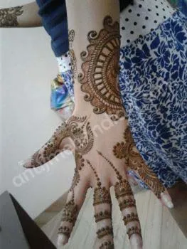 stylish-Mehndi