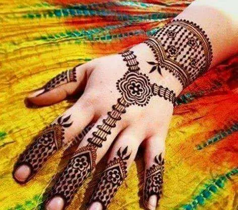 stylish-Mehndi