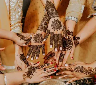 Group Mehandi
